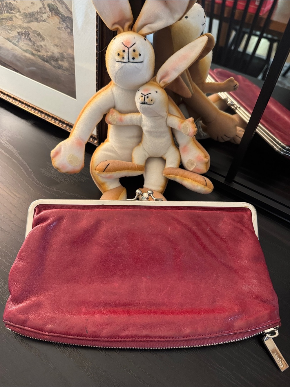 MAKE ME AN OFFER♥️HOBO Red Leather Frame Clutch Wristlet